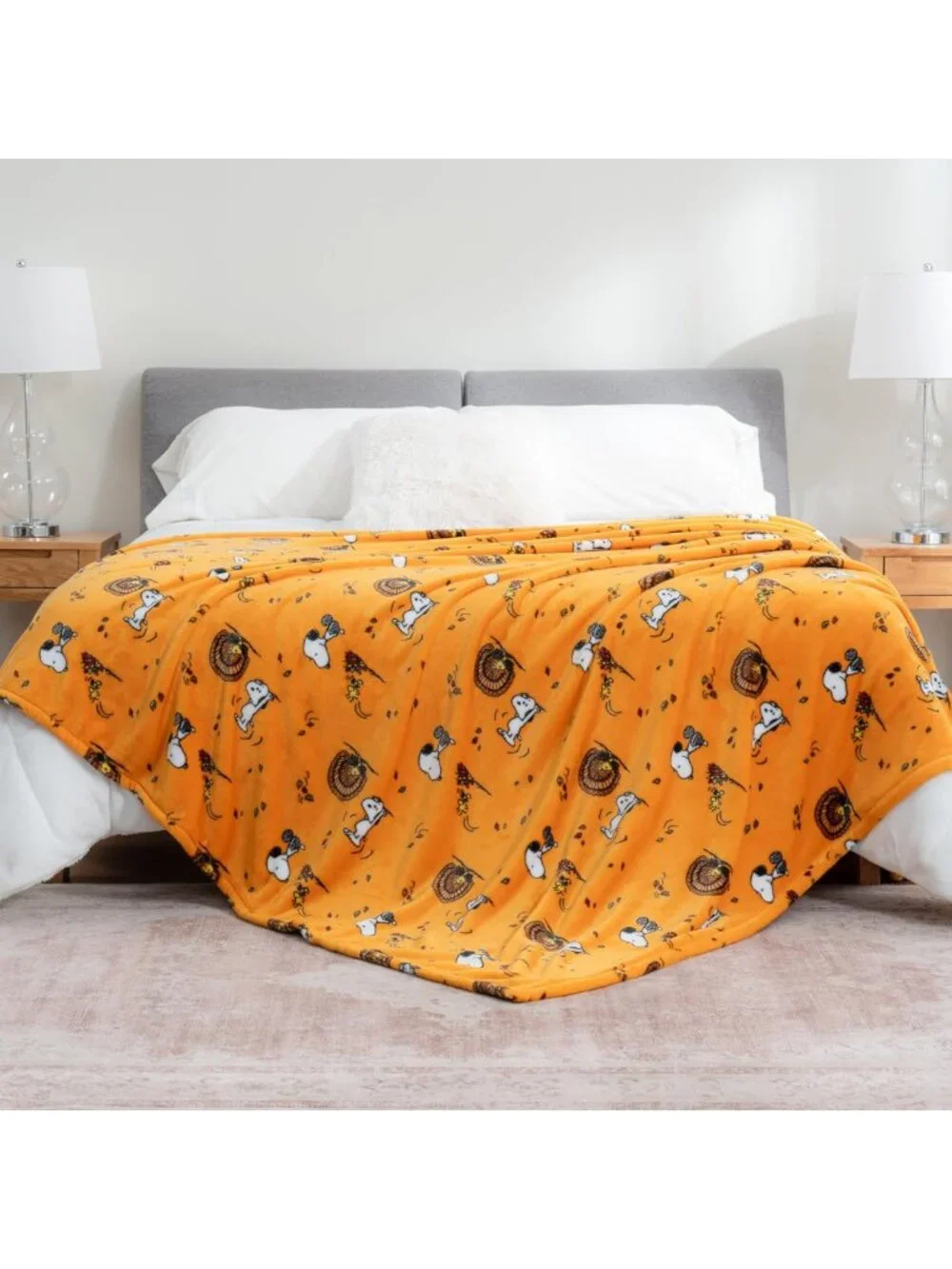 Cozy Snoopy & Woodstock Plush Blanket, VelvetLoft Fall Design, King Size 90x108